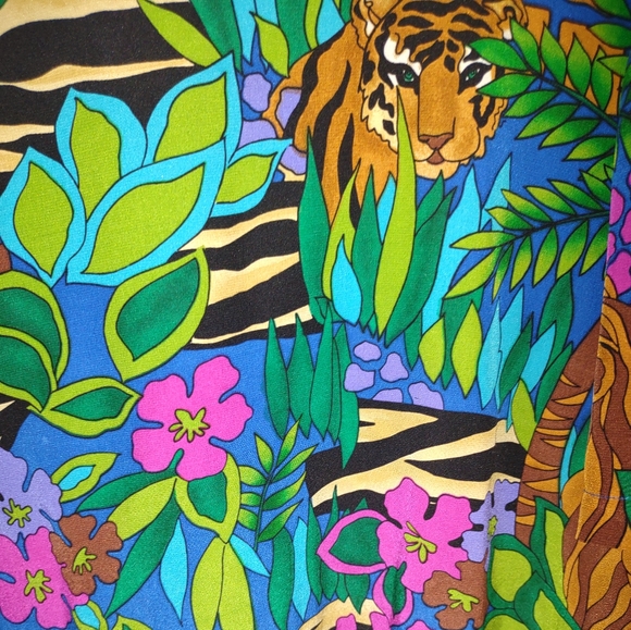 🐅 Vintage Lion and cubs tropical print top by Spenser Jeremy - Picture 7 of 8